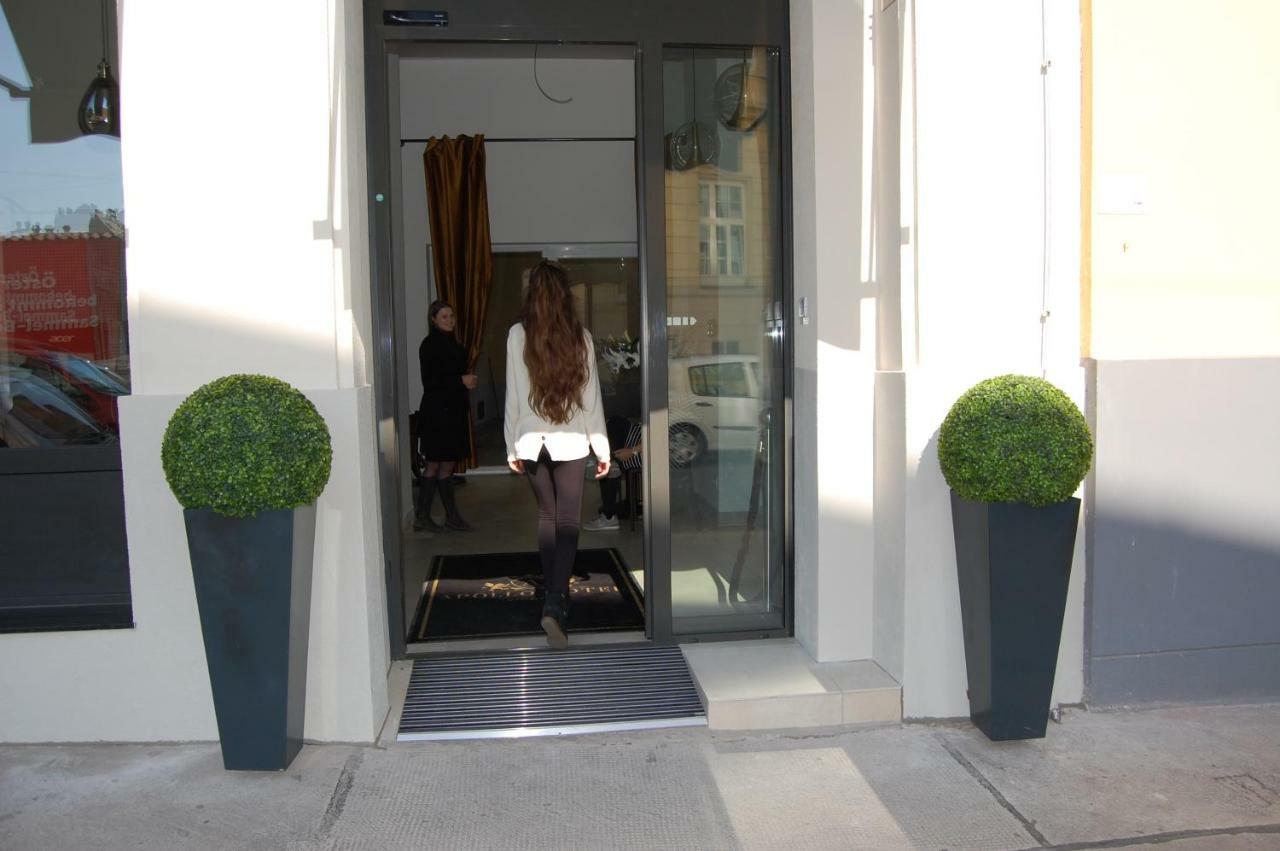 Hotel Apollo Viena